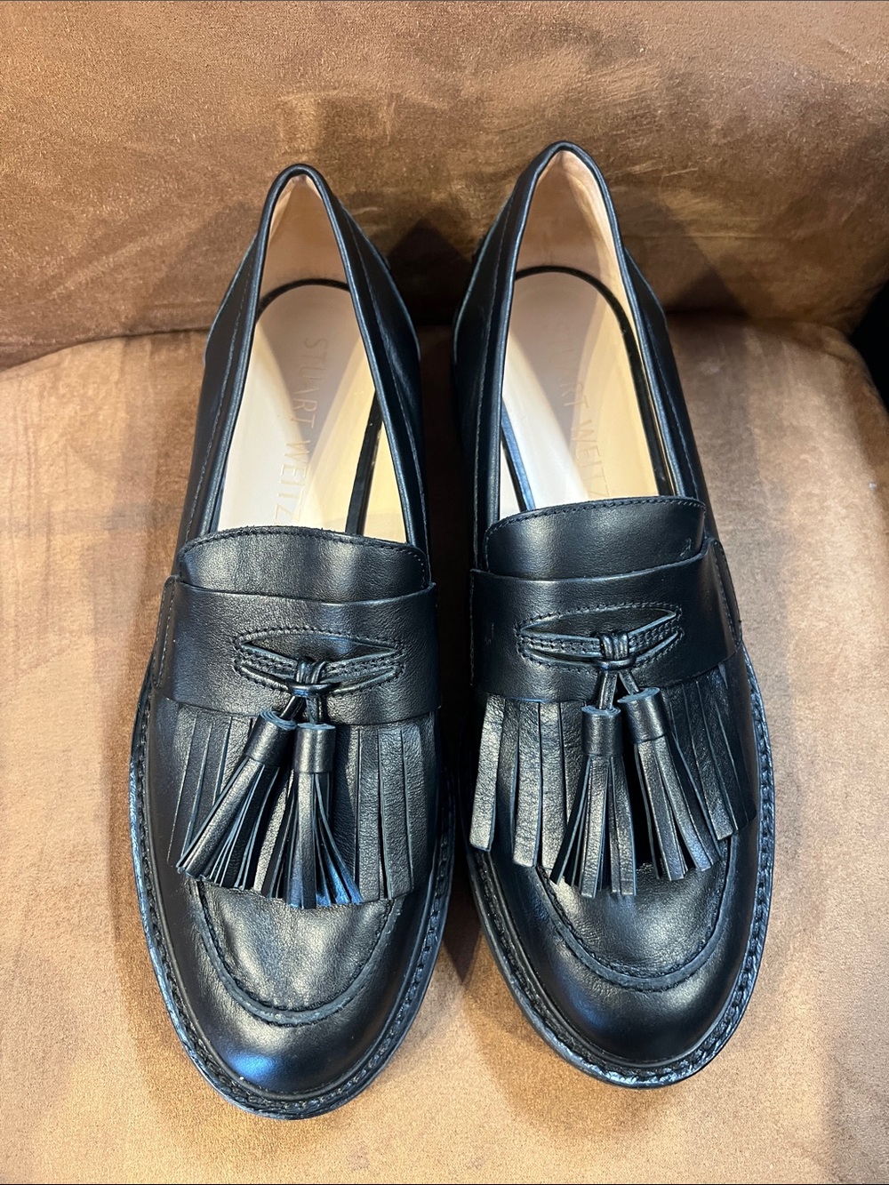 Stuart Weitzman women’s  Black Tassel Kiltie Loafers